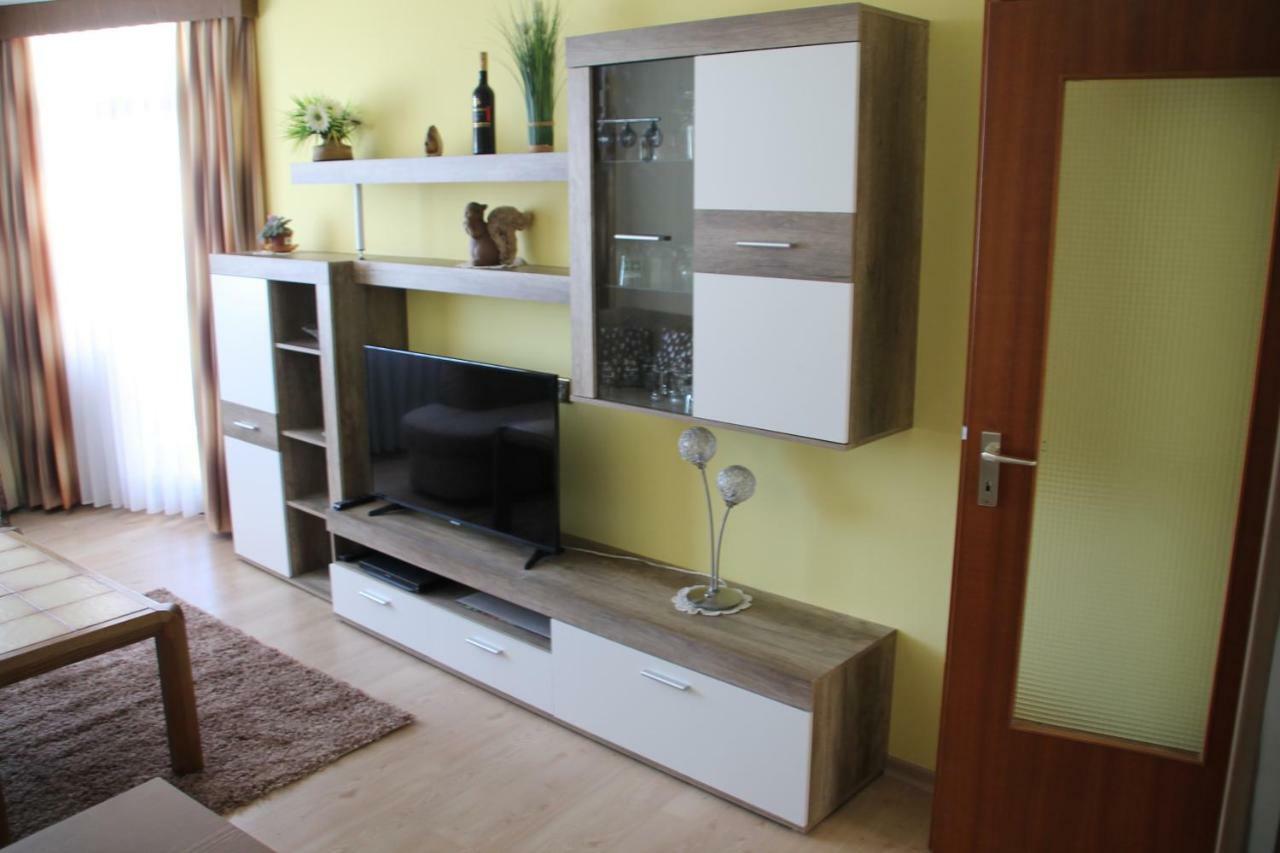 Apartment ชลูคซี ภายนอก รูปภาพ